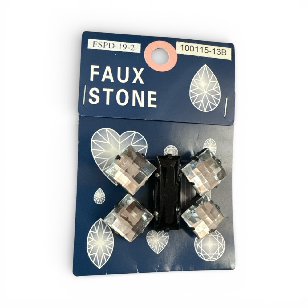 Simulated Diamond & Onyx Faux Stone Glamorous Pendant for Necklace Costume